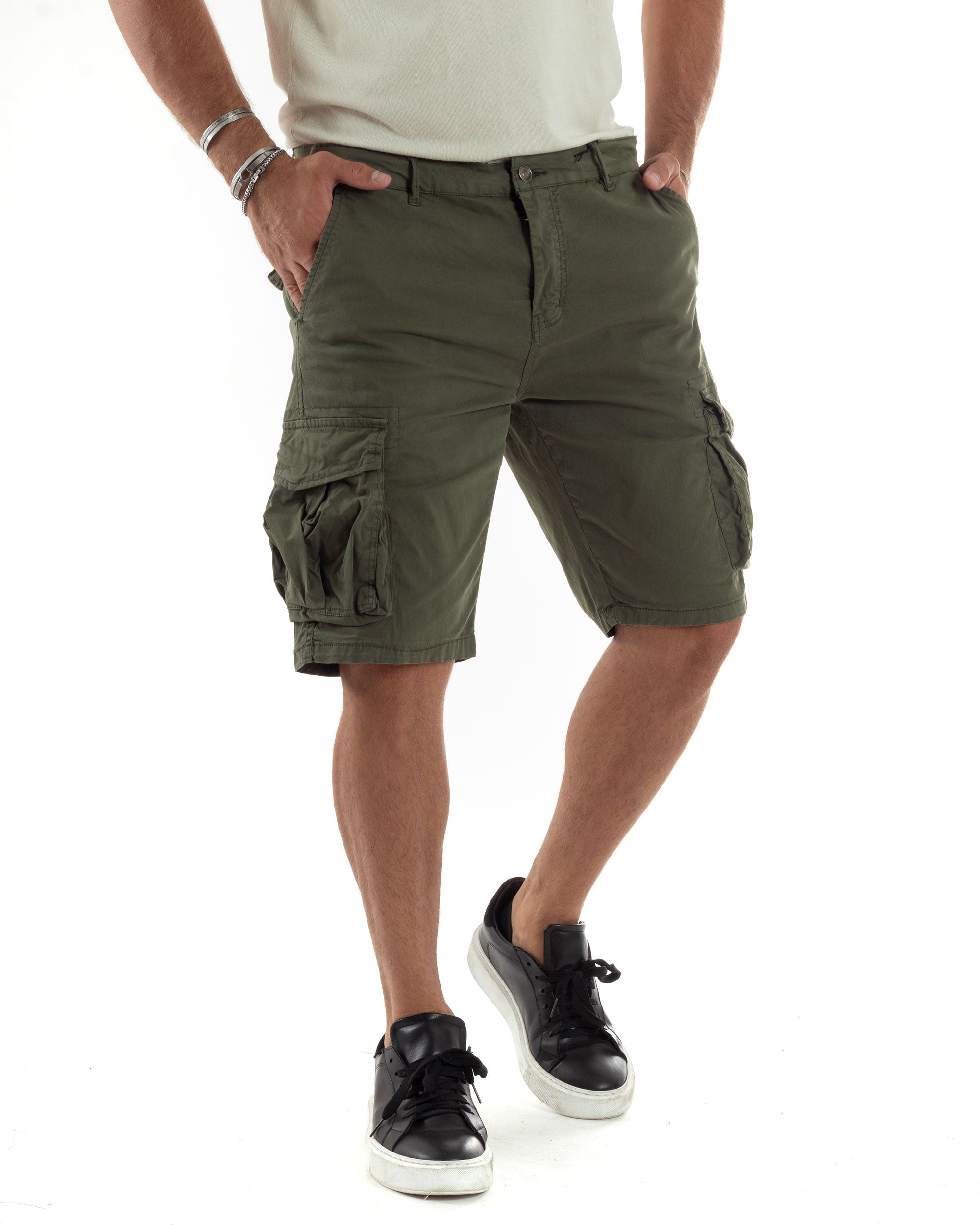 pantaloncini-cargo-823agx-1.jpg