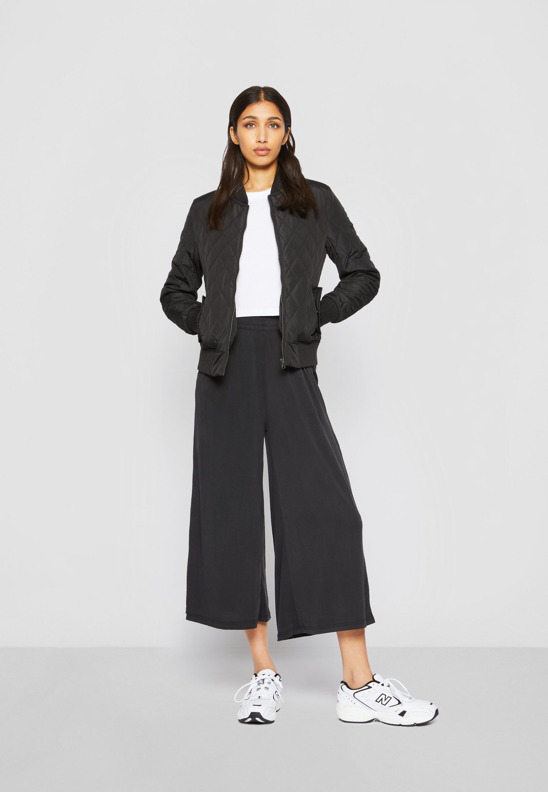 pantaloni-culotte-284yqp-1.jpg