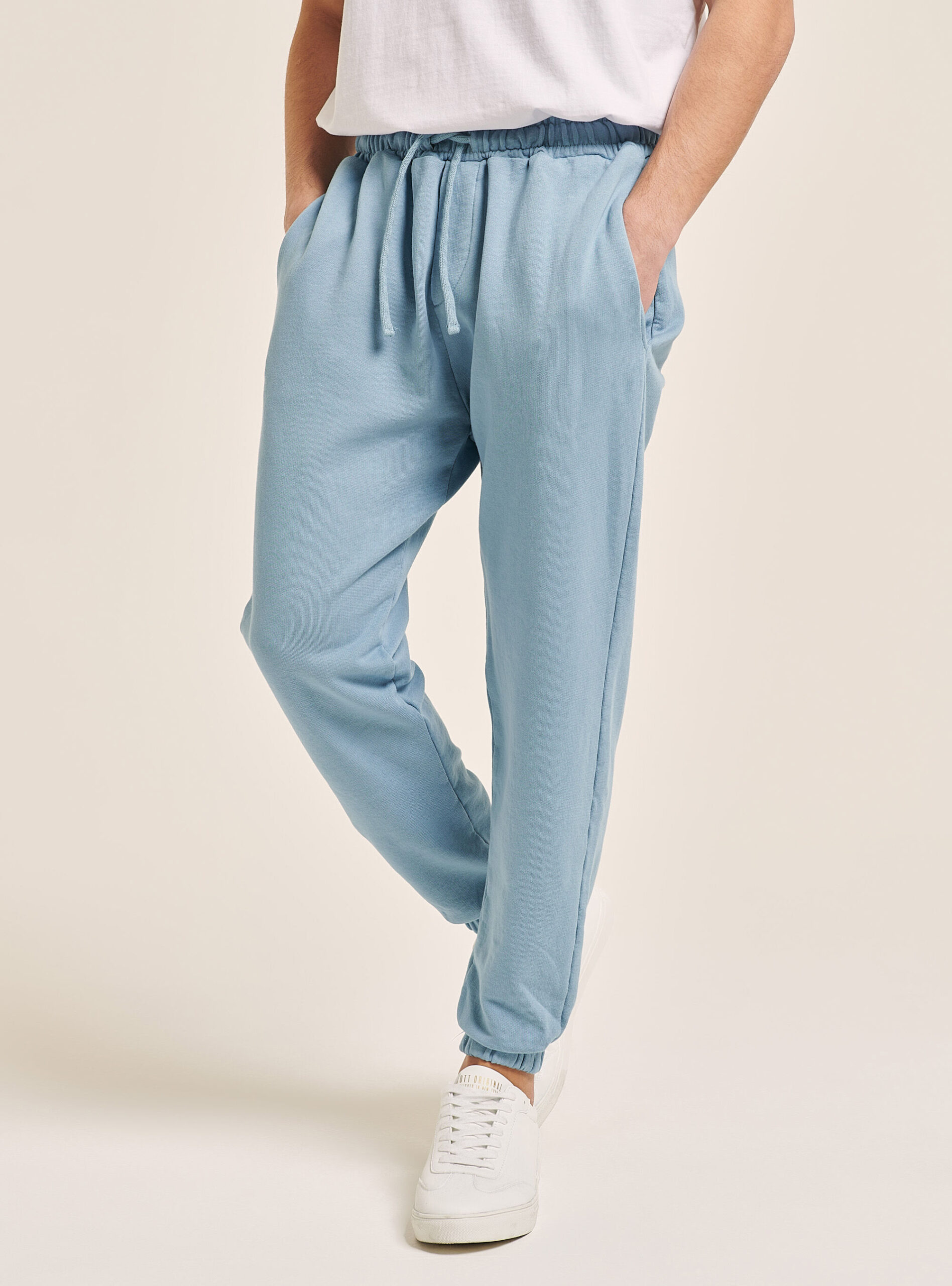 pantaloni-jogger-572dck-1.jpg